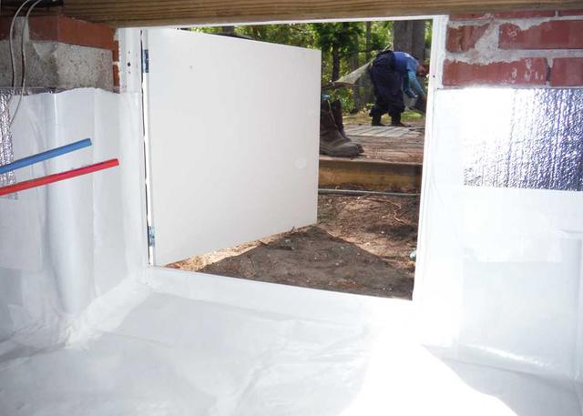 Crawl Space Enterence