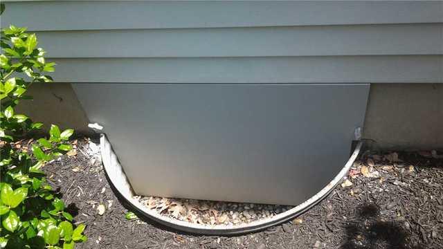 Everlast Crawl Space Door