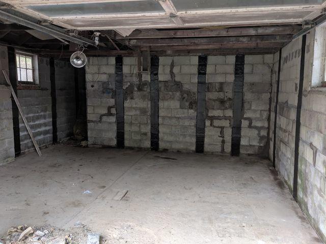 Woodford Wall Pushing System