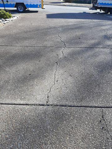 Cracked and Sunken driveway in Smyrna