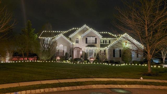 Professional Christmas Decorating in Jackson, NJ