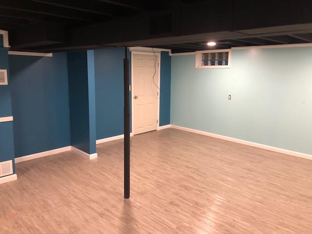 Basement Bedroom in Lakeview 16