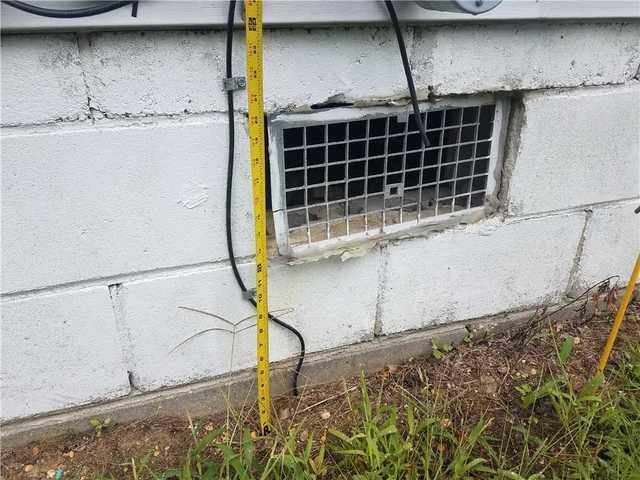 Open Crawl Space Vent