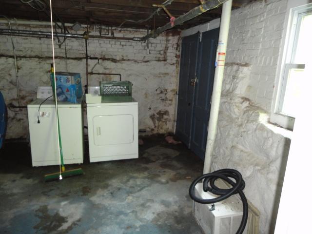 Laundry Area in Bedford Hills, NY