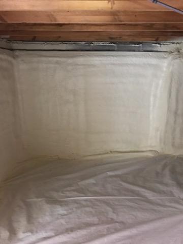 Closed Cell Spray Foam Insulation on Crawl Space Walls