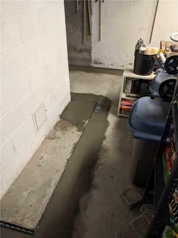 With this ledge in the basement, Waterguard is able to still cover this section by resting below the floors surface but along the small ledge.