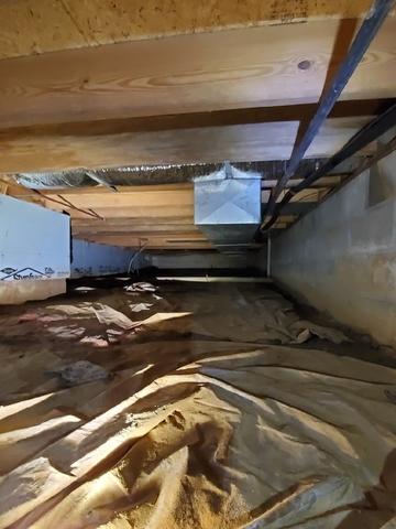 Ducts in a Crawl Space