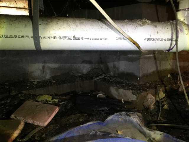 Leaky Wet Crawl Space in Superior, WI