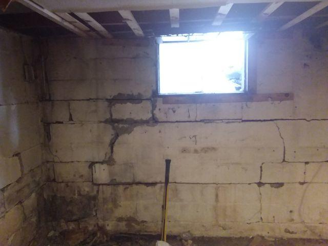 Soil Pressure and Cracked Walls