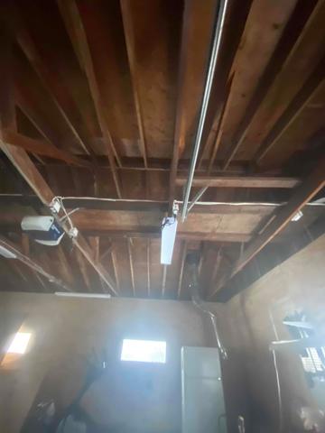 Before Photo With No Insulation
