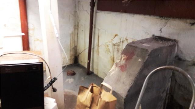 More foundation cracking