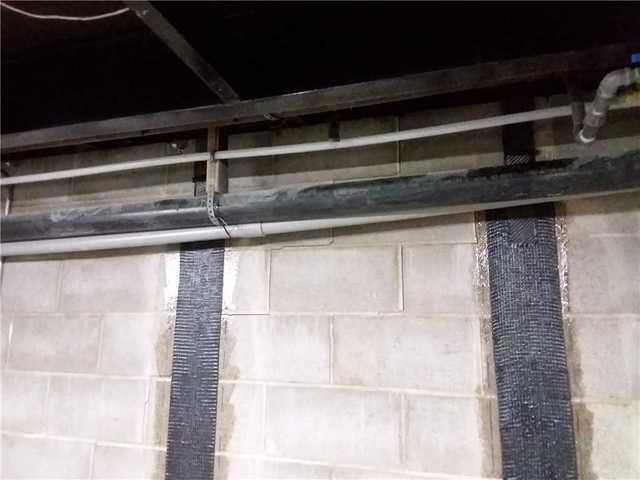 CarbonArmor® Seals Cracks