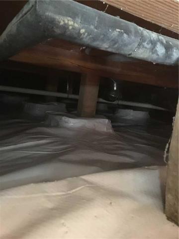 Crawlspace clean out in Salem Oregon