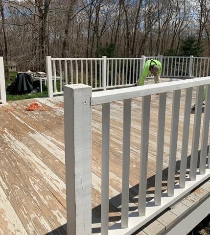 Peeling Deck