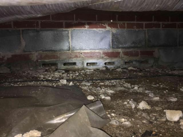 The crawl space was in complete disarray and had no protection against humidity, flooding, or insulating against temperature changes.