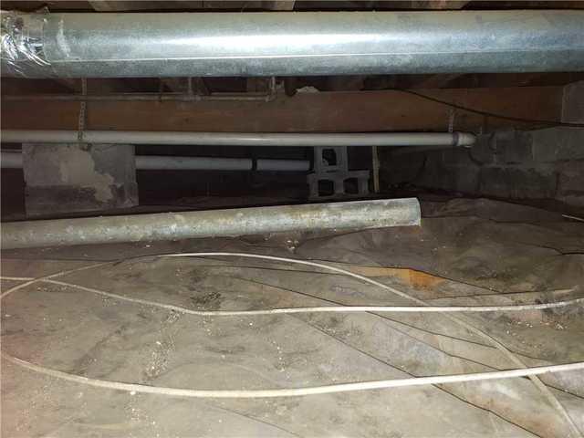 Uninsulated Crawl Space