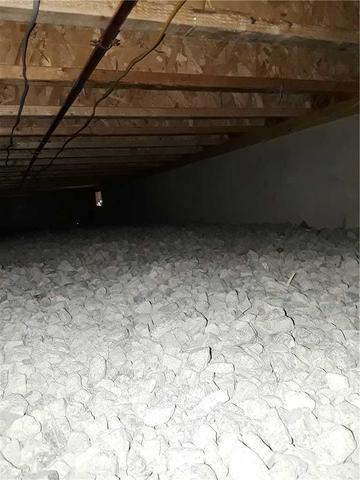 Uninsulated Crawl Space