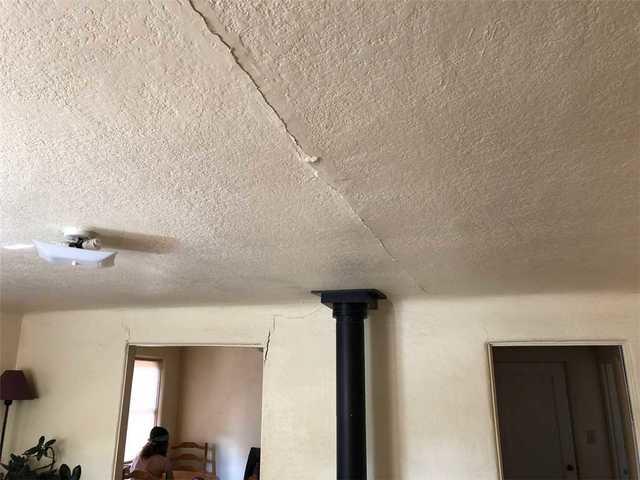 Foundation Warning Signs