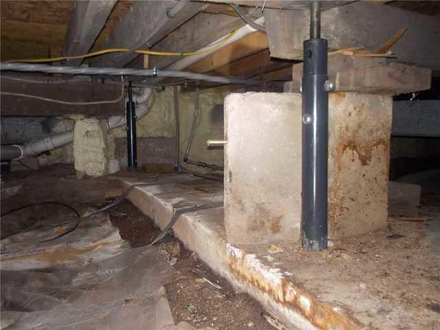 After having water intrusion in her crawl space for awhile, Barb had discoloration and rotting in her crawl space. This can be very dangerous and affect the foundation of your house.