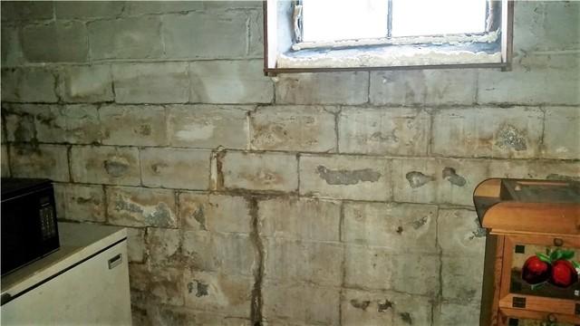 Evidence of Water Leaking