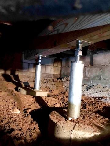 SmartJacks Crawl Space Support System