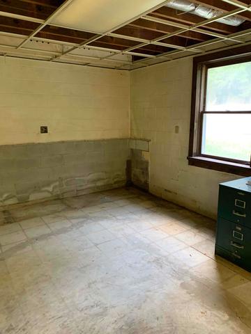 Efflorescence on Basement Walls