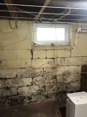 Cracked Walls - Before Photo