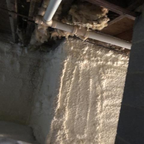 Closed cell spray foam insulation