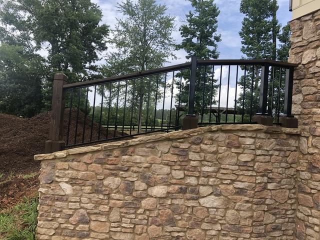 <p>Here we installed Cedar 6x6 post and a cedar handrail using the Fortress Fe26 Traditional Railing system.</p>