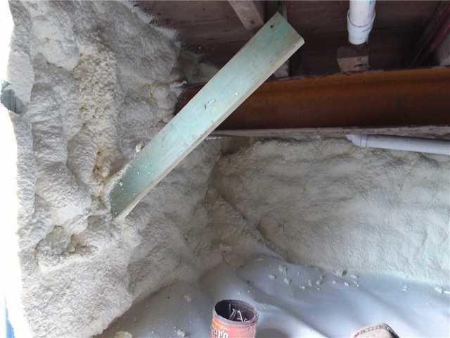 Crawl Space Encapsulation Reduces Heating and Cooling Costs