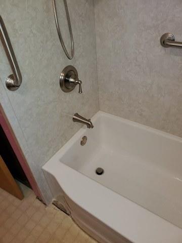 Tub and Shower Remodeling in Holland