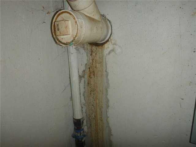 Leaking Discharge Line