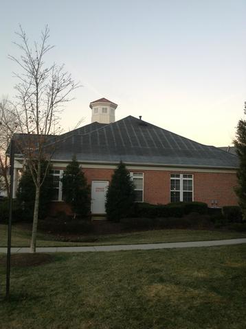 Why are there lines are on the roof of this building in Ashford at 7:30am?