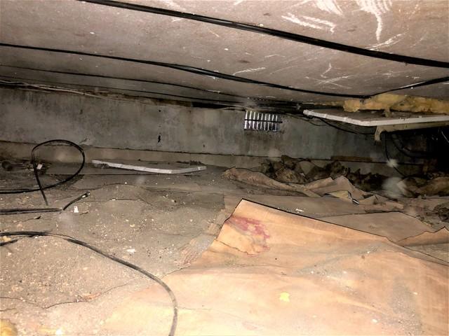 How things looked along the entirety of the crawl space