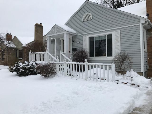 Deck Building Completed in Grand Rapids