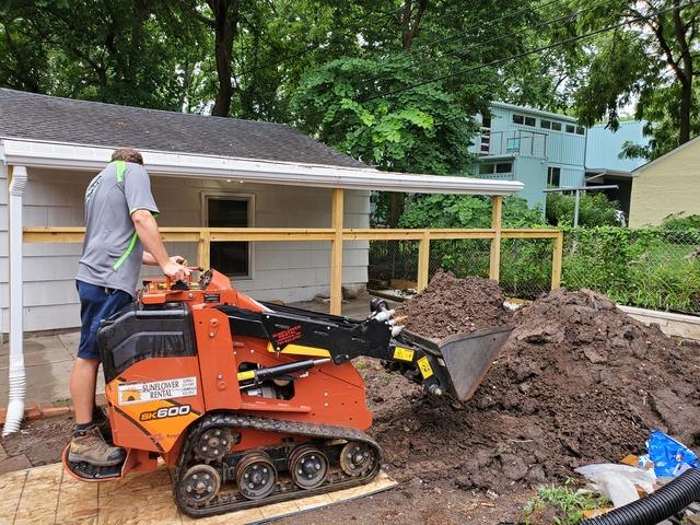 The Junkluggers of Kansas City - Yard Debris & Waste Removal Photo Album - Dirt Removal in The Junkluggers of Kansas City - Yard Debris & Waste Removal Photo Album - Dirt Removal in