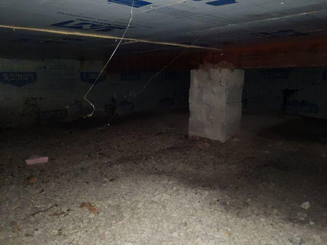 Crawl Space Cicero, NY nasty crawlsapce before