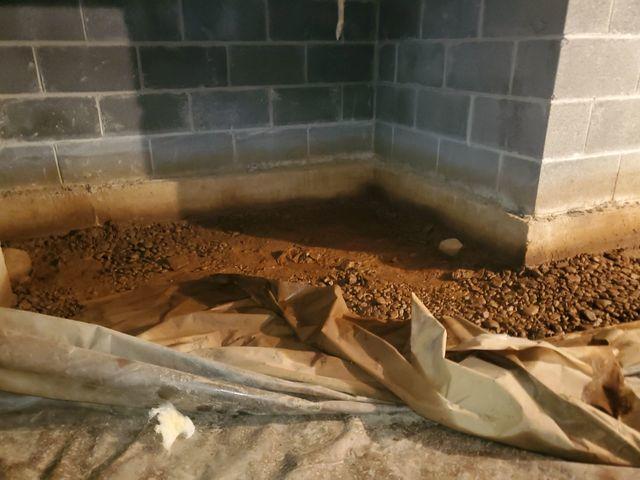 Groundwater Seepage in Crawlspace