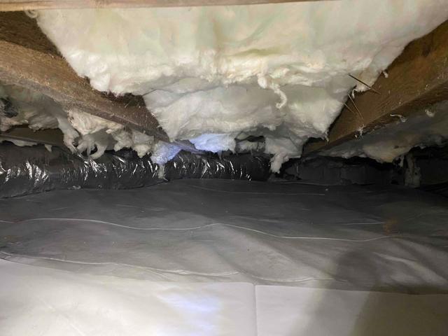 CleanSpace Vapor Barrier Installation