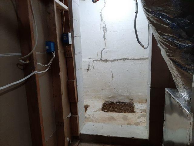 Indoor cracks.