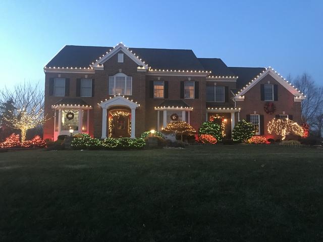 Professional Christmas Decorating in Allentown, NJ