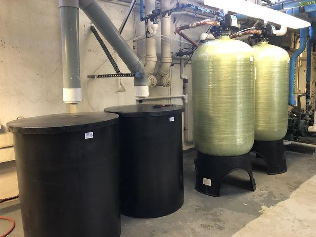 TWIN TANK 600,000 GRAIN SOFTENER