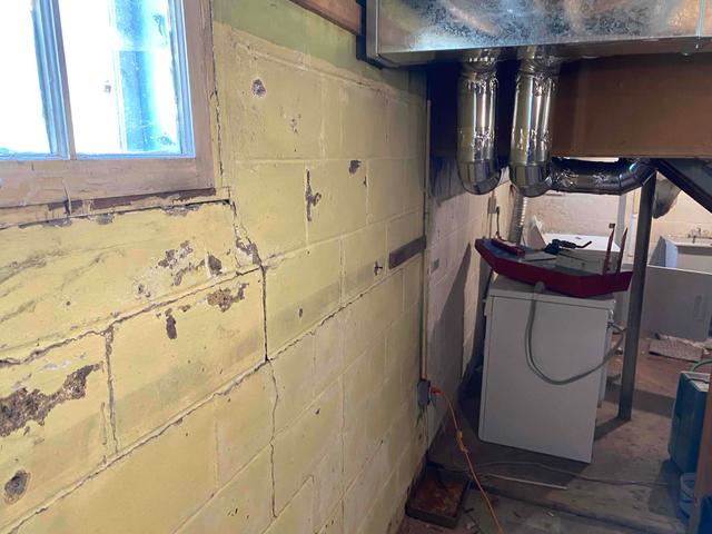 Cracking and Water Damage to Foundation in Duluth, MN