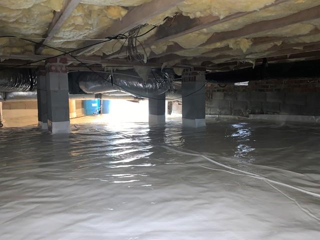 Sealed CleanSpace inside Crawl Space