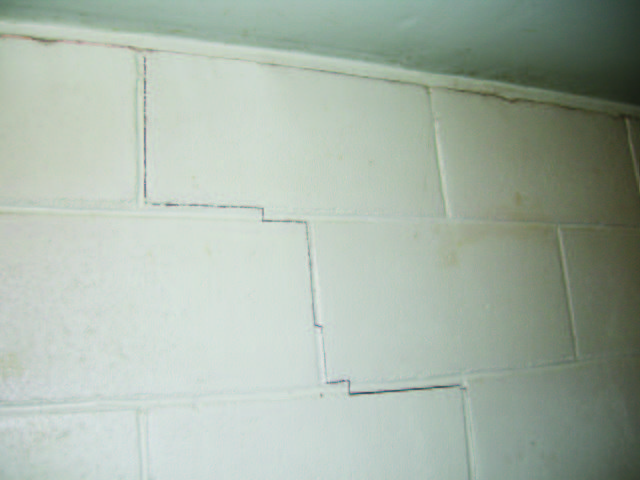 Foundation cracks in cinder block foundation