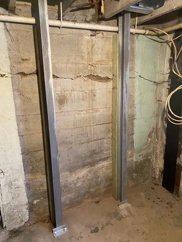 PowerBrace™ Wall Support Beams Stabilize Cracked Wall In Duluth, MN