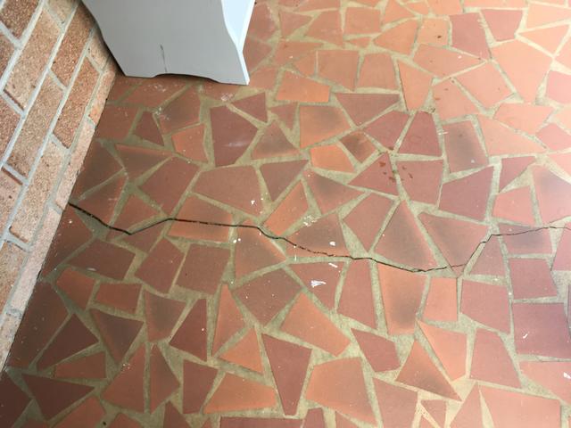 Stress Fracture in Tile