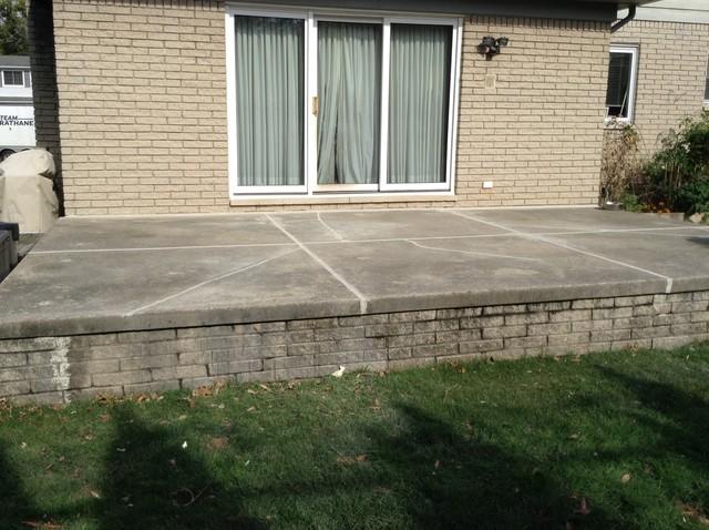 Cracked Concrete Porch Sealed & Leveled in Auburn Hills, MI