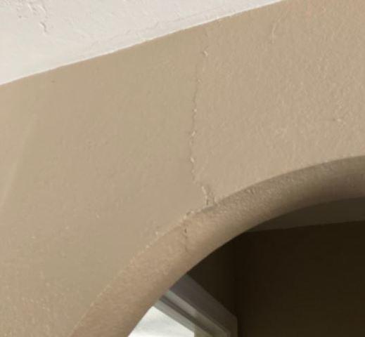 Dry Wall Cracks