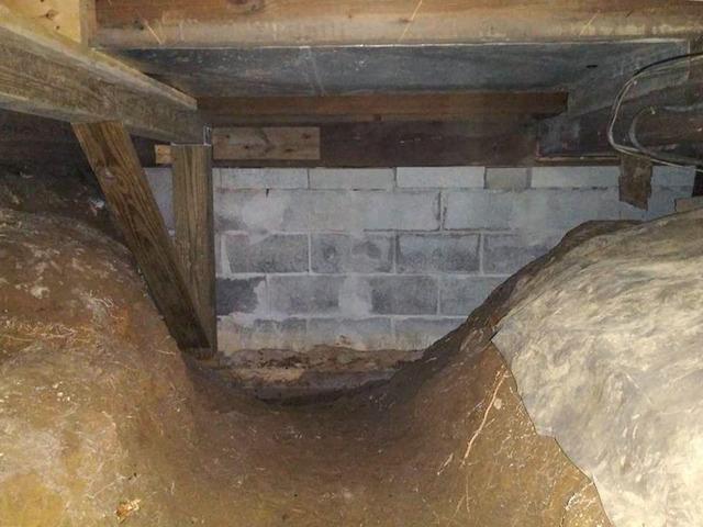 Middle of Crawl Space